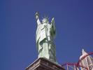 A replica of the statue of liberty